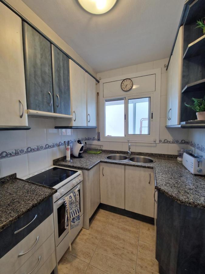 Beach Apartment Regueral Камбрильс Экстерьер фото