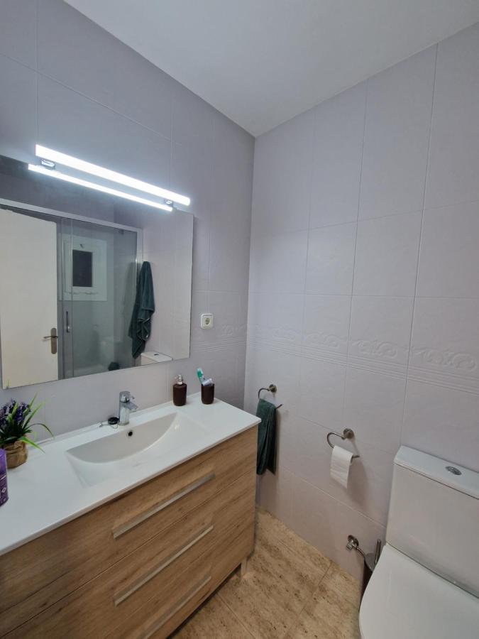 Beach Apartment Regueral Камбрильс Экстерьер фото